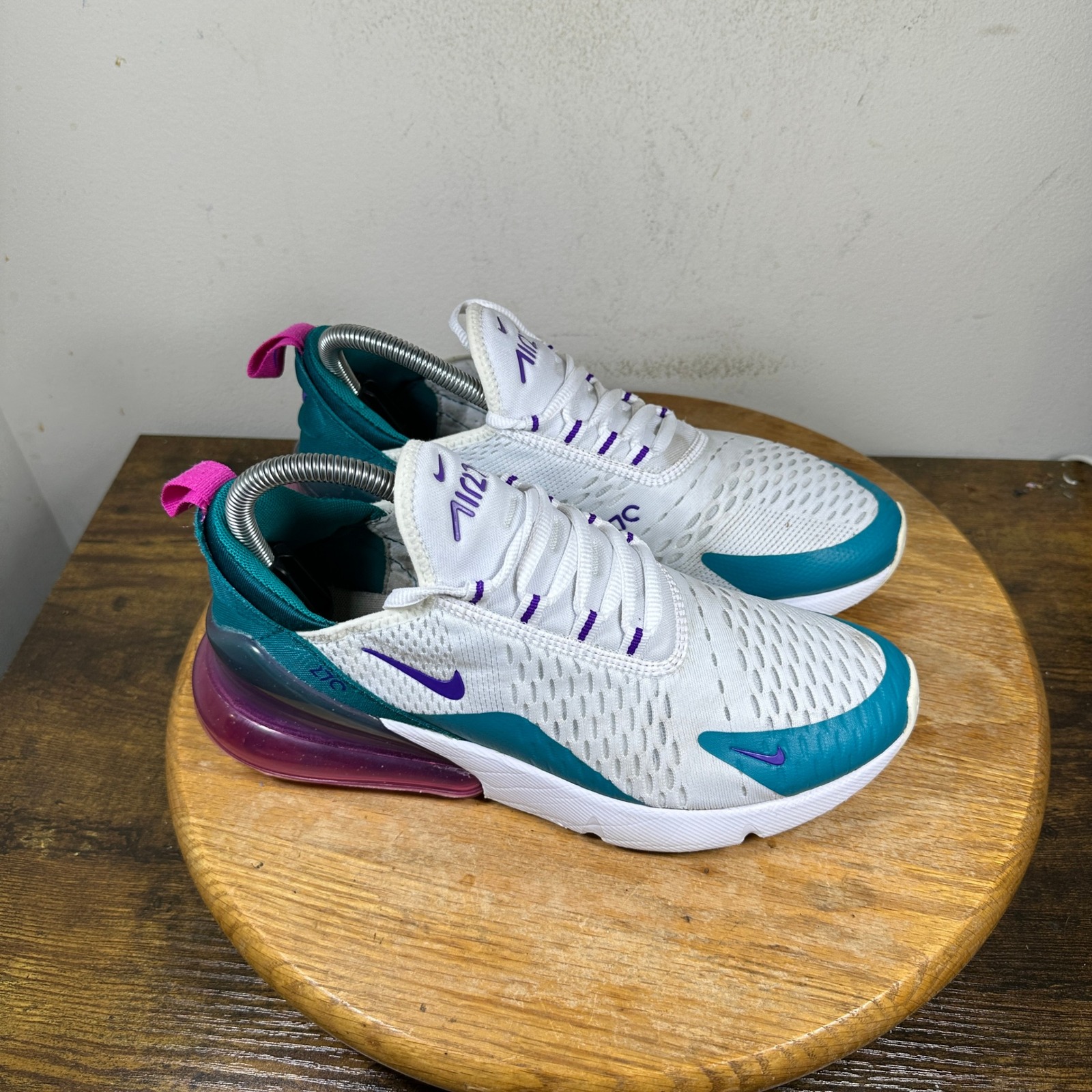 Nike Air Max 270 Women's Size 8.5 White Teal Purple Athletic Shoes Cw7061-100